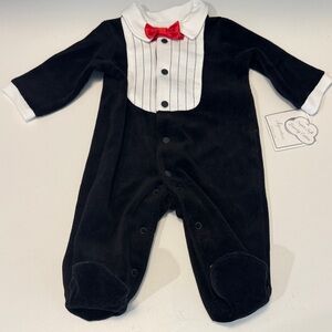 NWT! Black and White Tuxedo 3mo Baby Onesie
